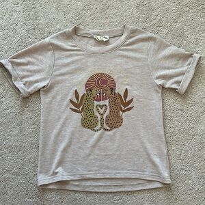 Joyfolie cheetah t-shirt size 7